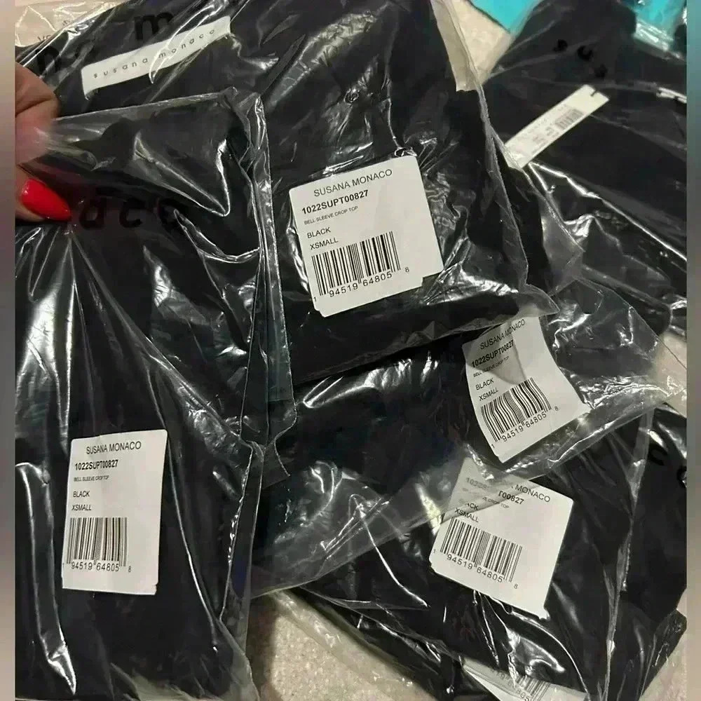 NWT! Susana Monaco Bell Sleeve Crop Top - Picture 4 of 6